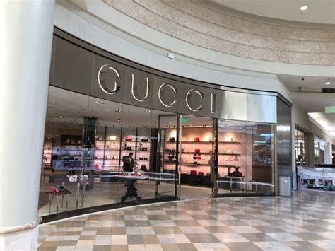 gucci town center